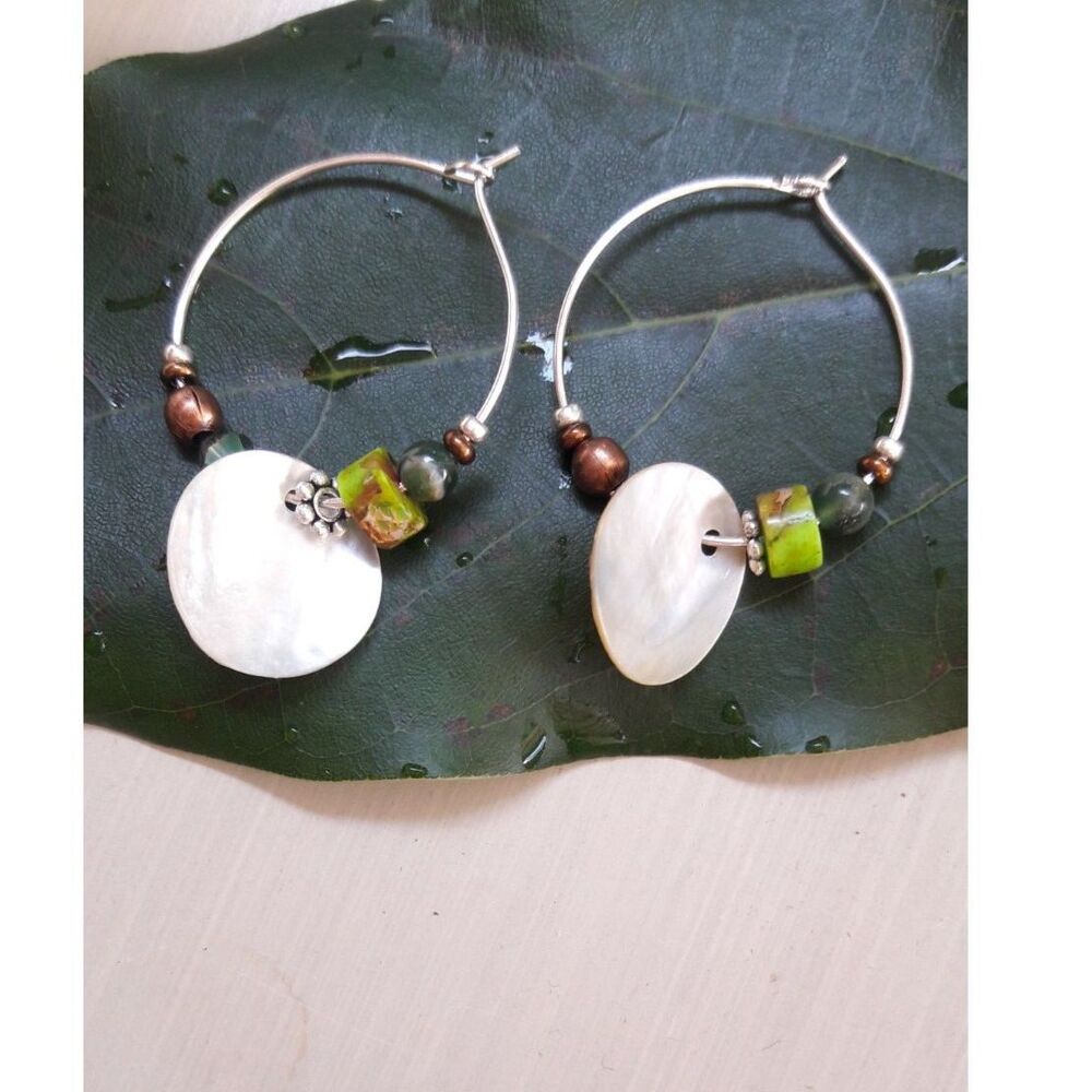 Silver Mother of pearl Silverplate Hoops Hidden Meaning earrings Natural E  372■